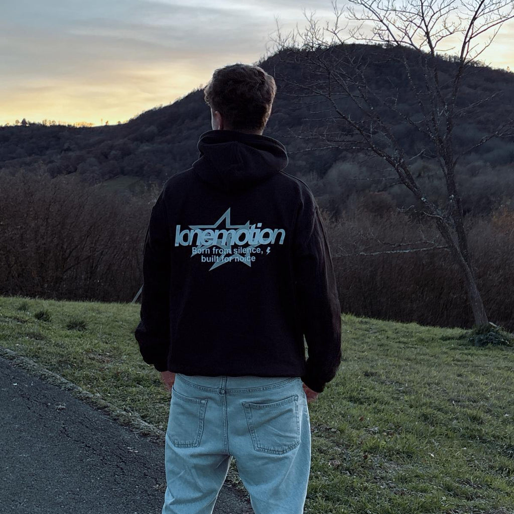 SILENT STAR HOODIE